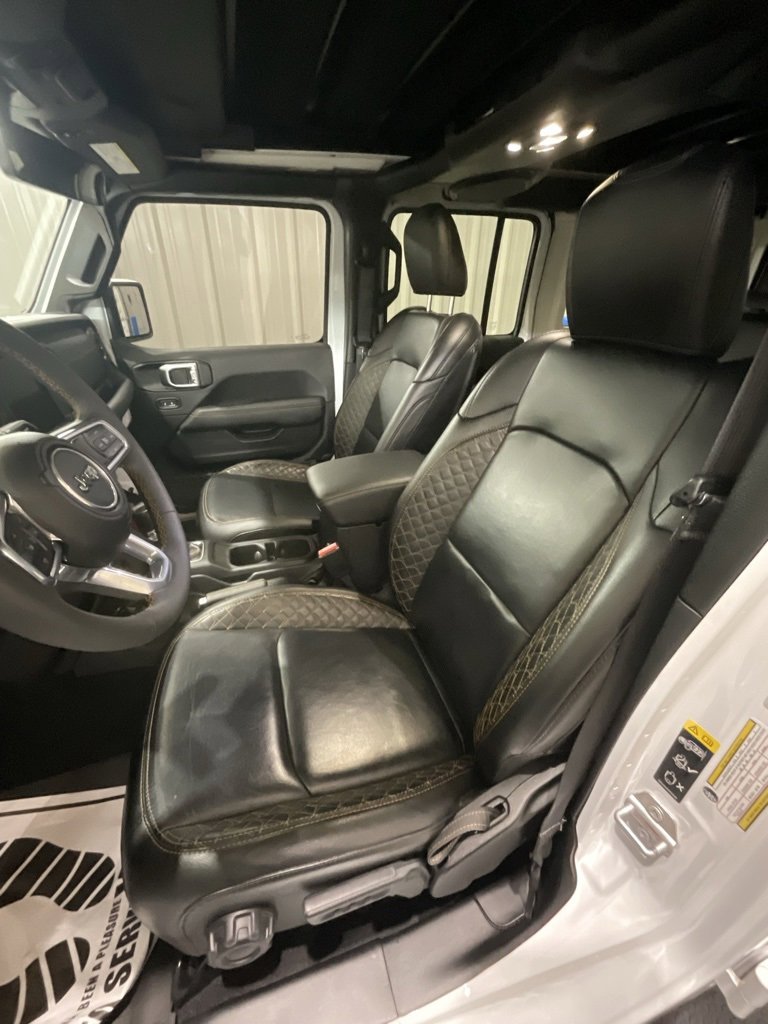 Used 2023 Jeep Wrangler Unlimited Sahara image 10