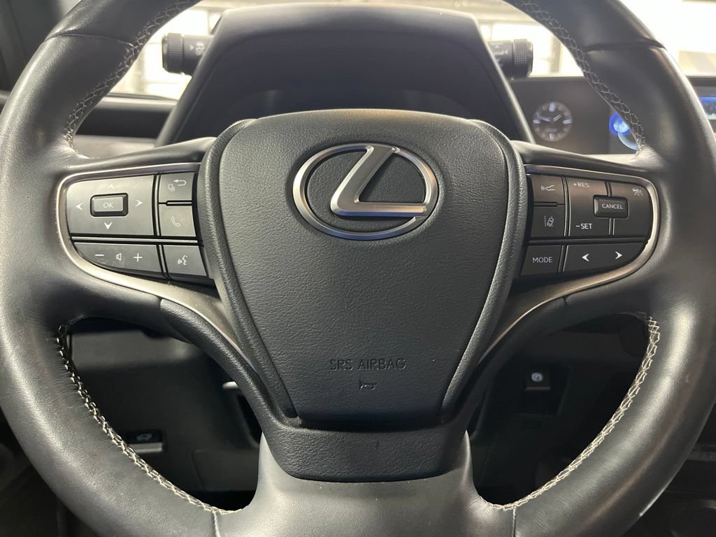 Used 2022 Lexus UX 250h w/ Premium Package AWD/4WD image 19