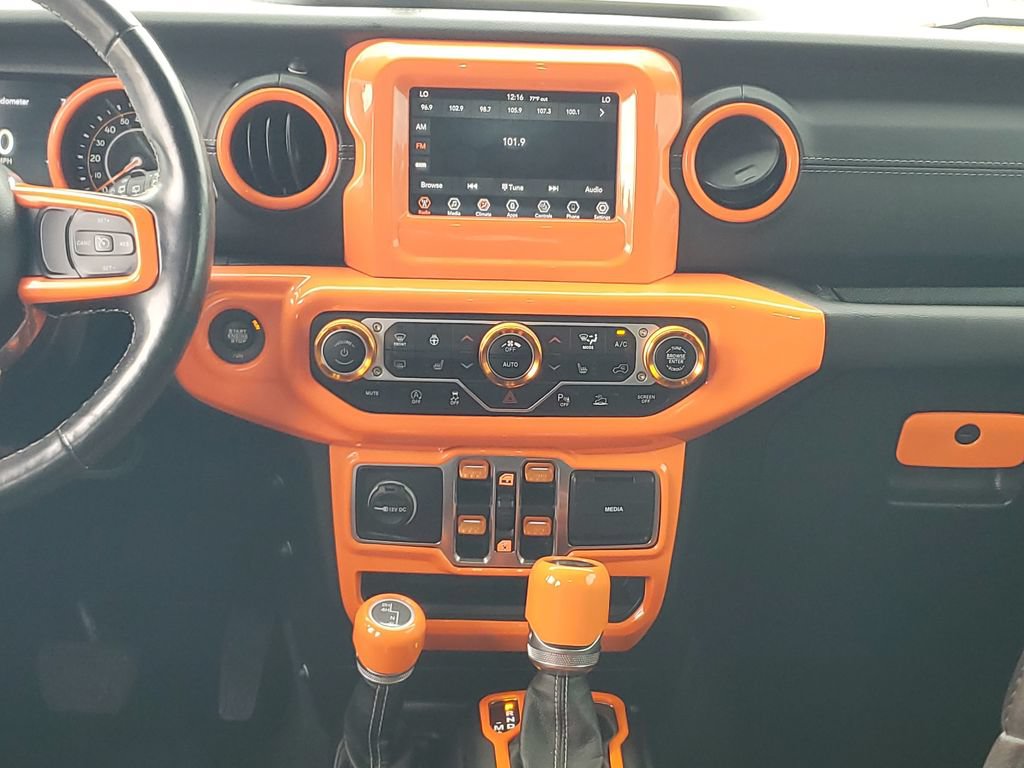 Used 2021 Jeep Wrangler Unlimited Sahara w/ Safety Group AWD/4WD image 18