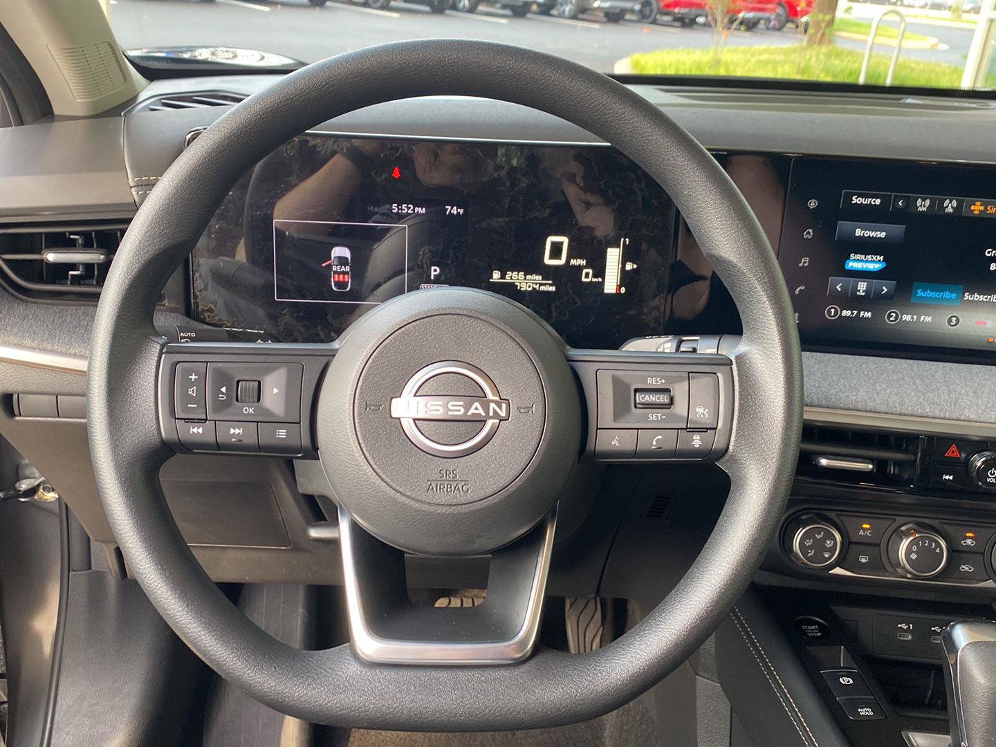 Certified 2025 Nissan Kicks SV AWD/4WD image 31