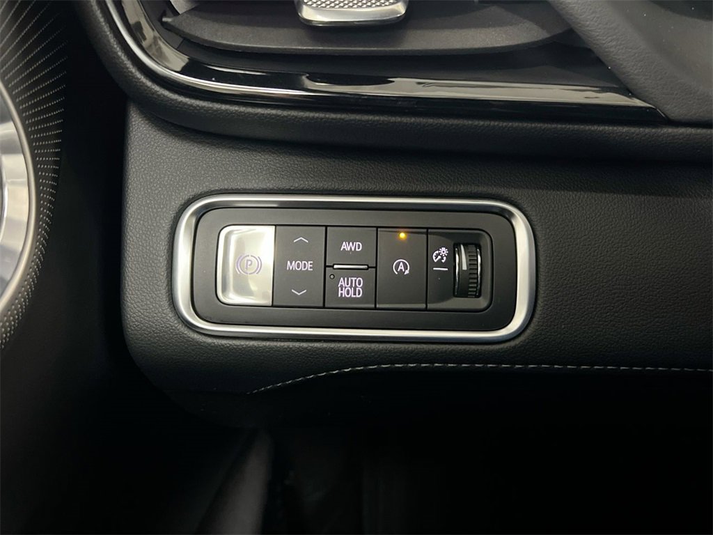 New 2026 Buick Enclave Avenir w/ Super Cruise Package image 18