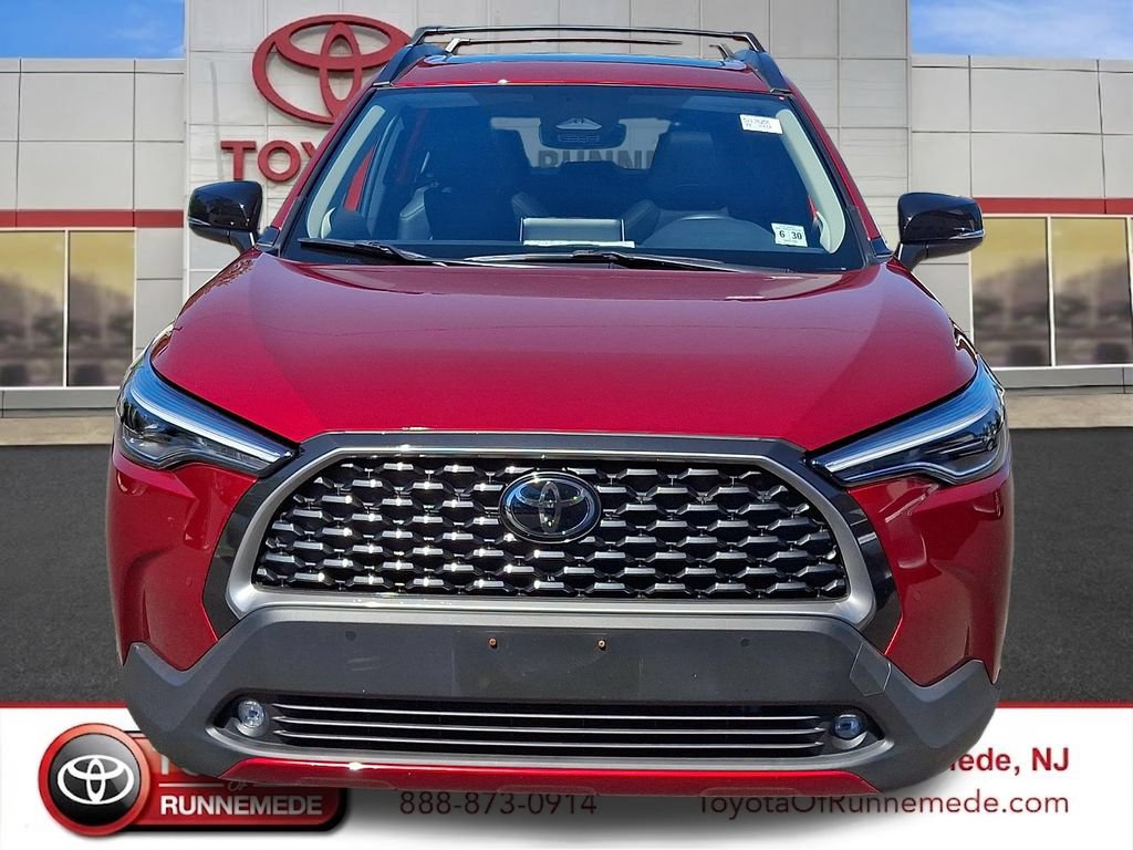 Certified 2025 Toyota Corolla Cross XLE w/ Convenience Package AWD/4WD image 2