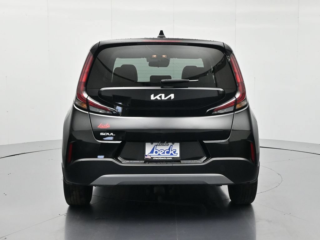 Used 2024 Kia Soul LX FWD image 6