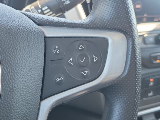Used 2024 GMC Terrain SLE AWD/4WD image 25