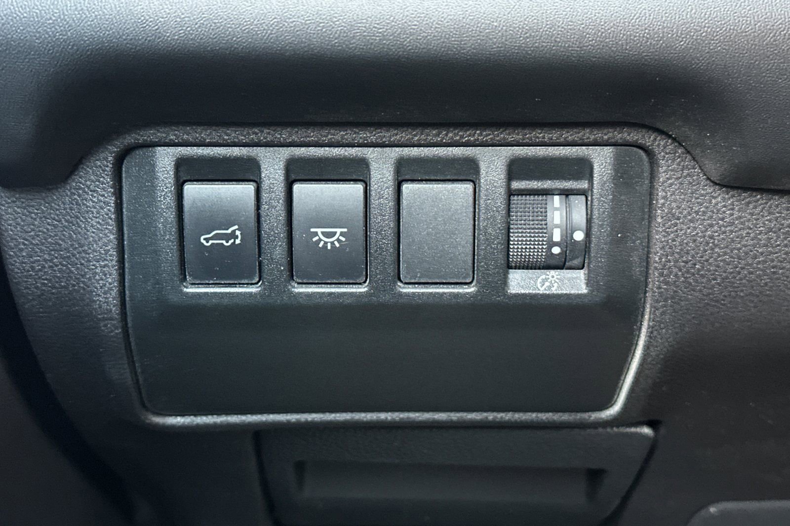 Used 2023 Subaru Ascent Touring image 38