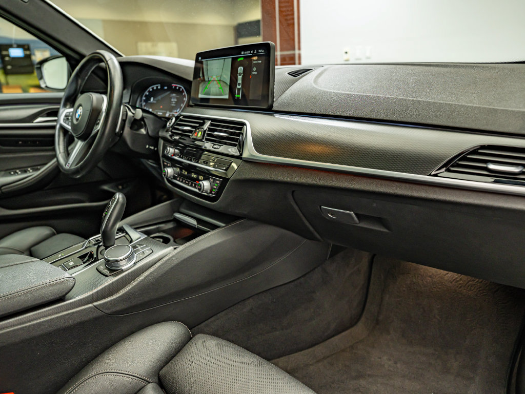Used 2022 BMW 540i w/ M Sport Package RWD image 36