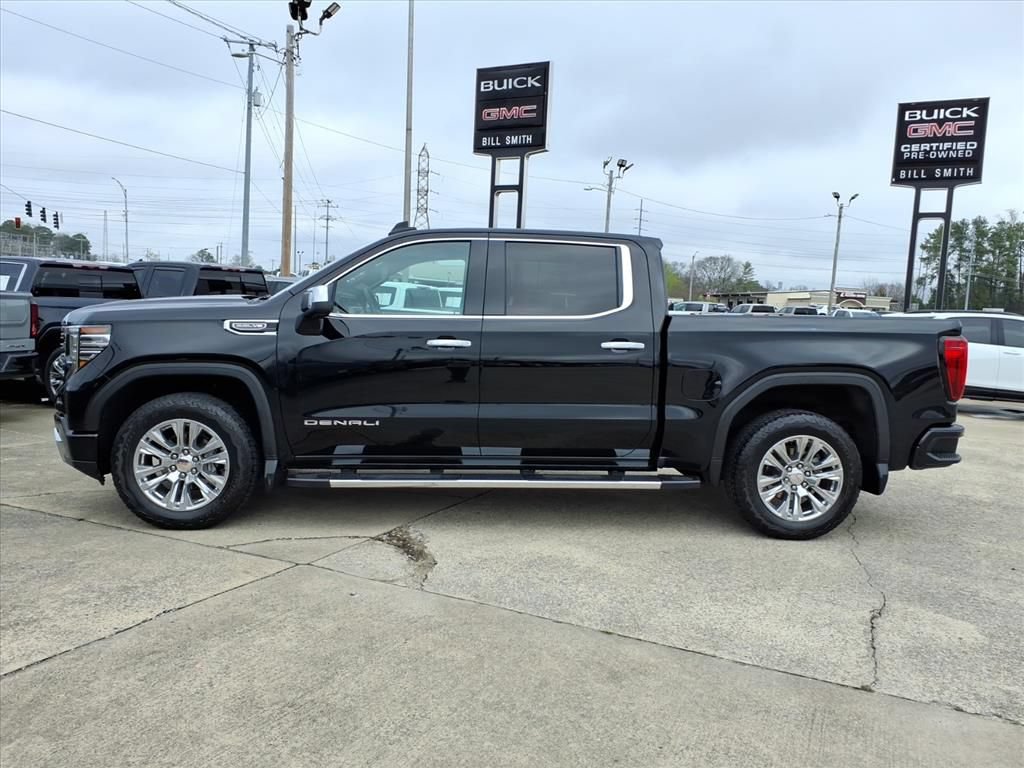 Used 2024 GMC Sierra 1500 Denali AWD/4WD image 4