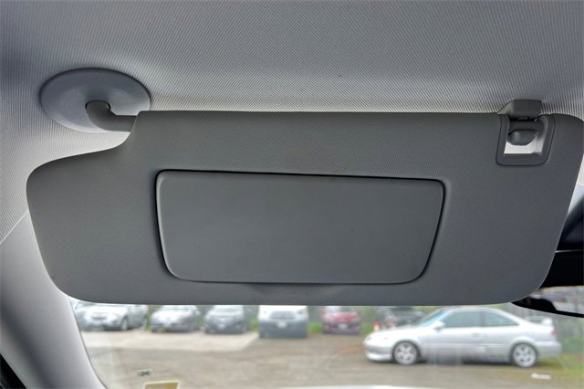 Used 2025 Chevrolet Trax LT w/ LT Convenience Package image 39