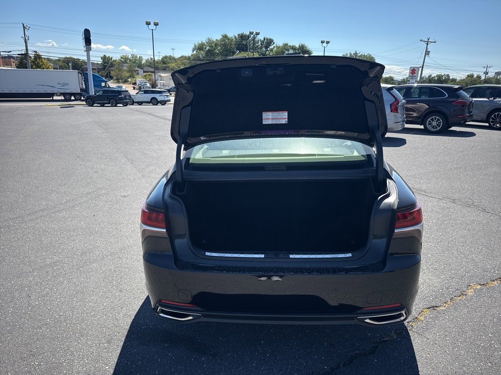 Used 2019 Lexus LS 500 AWD image 17