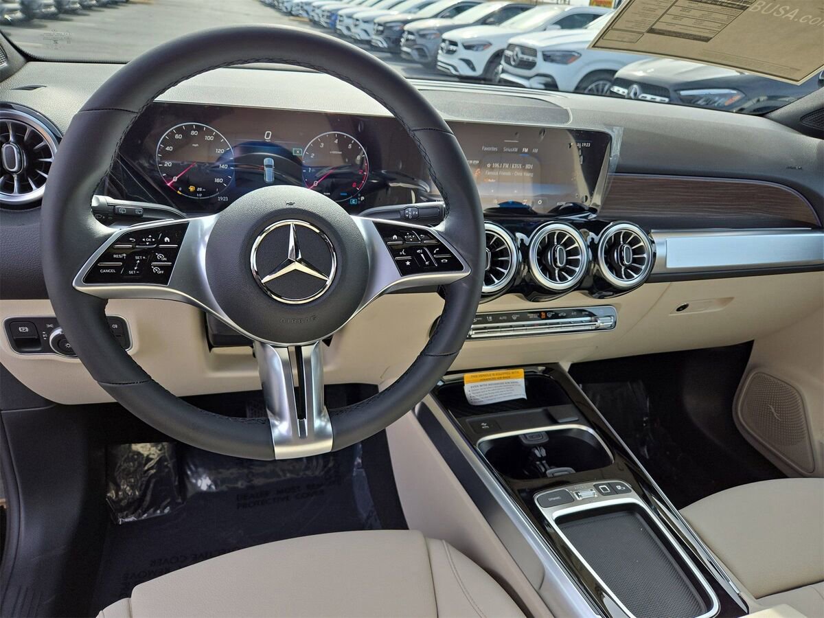 New 2026 Mercedes-Benz GLB 250 image 35