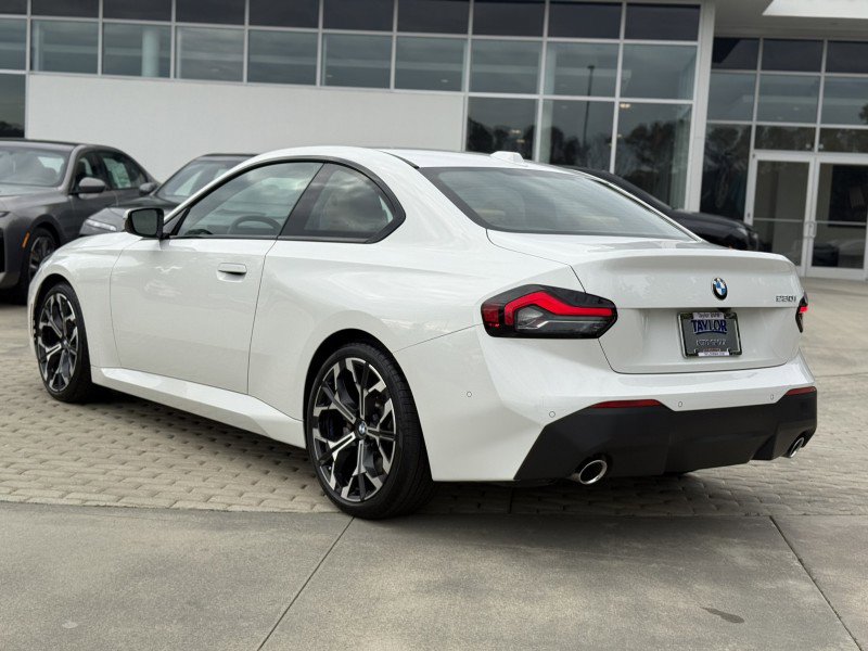 Certified 2025 BMW 230i 230i w/ M Sport Package image 4