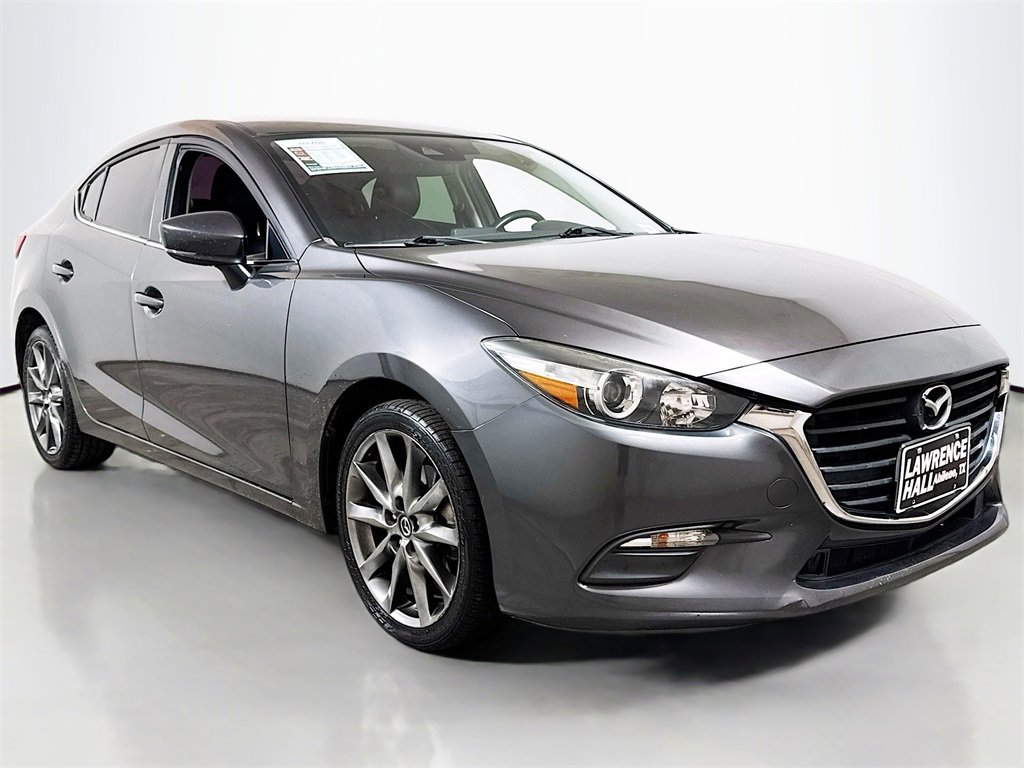 Used 2018 MAZDA MAZDA3 Touring image 3