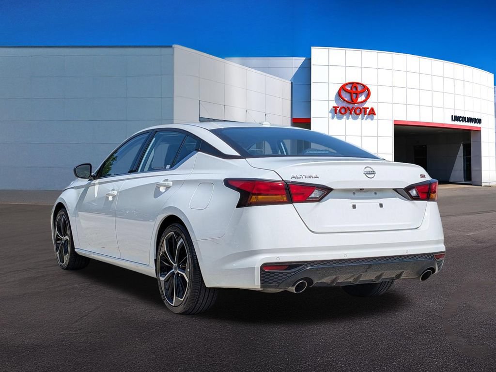 Used 2024 Nissan Altima 2.5 SR FWD image 12