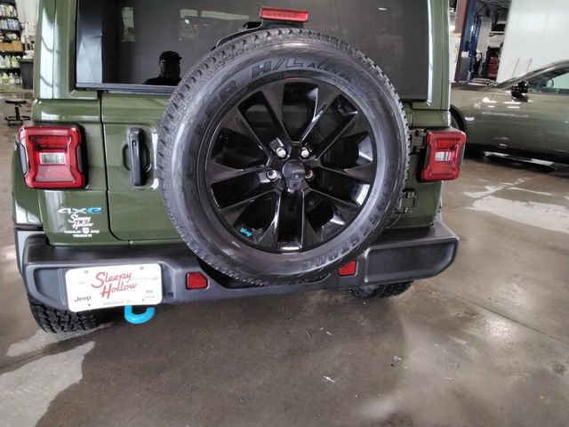 Used 2022 Jeep Wrangler Unlimited Sahara 4xe w/ Cold Weather Group image 15