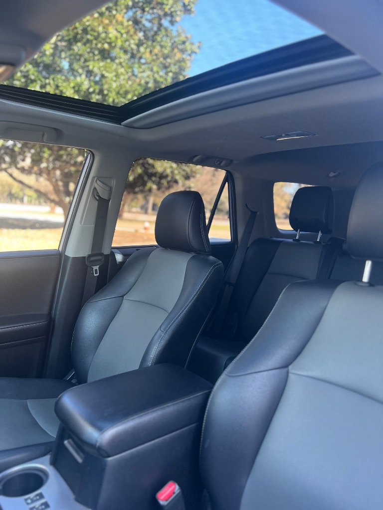 Used 2017 Toyota 4Runner SR5 Premium image 5