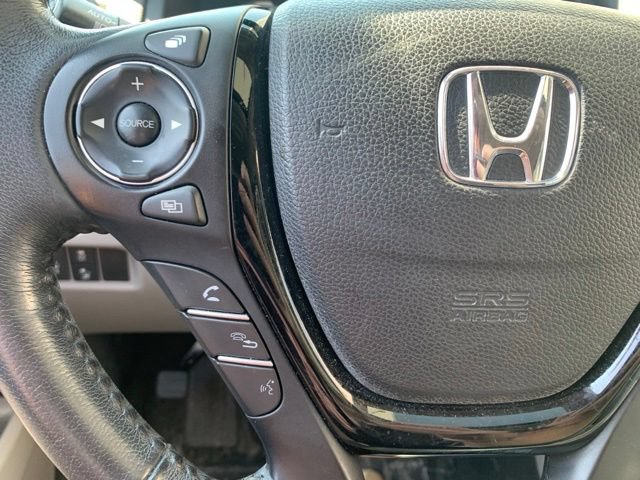 Used 2016 Honda Pilot Touring image 13