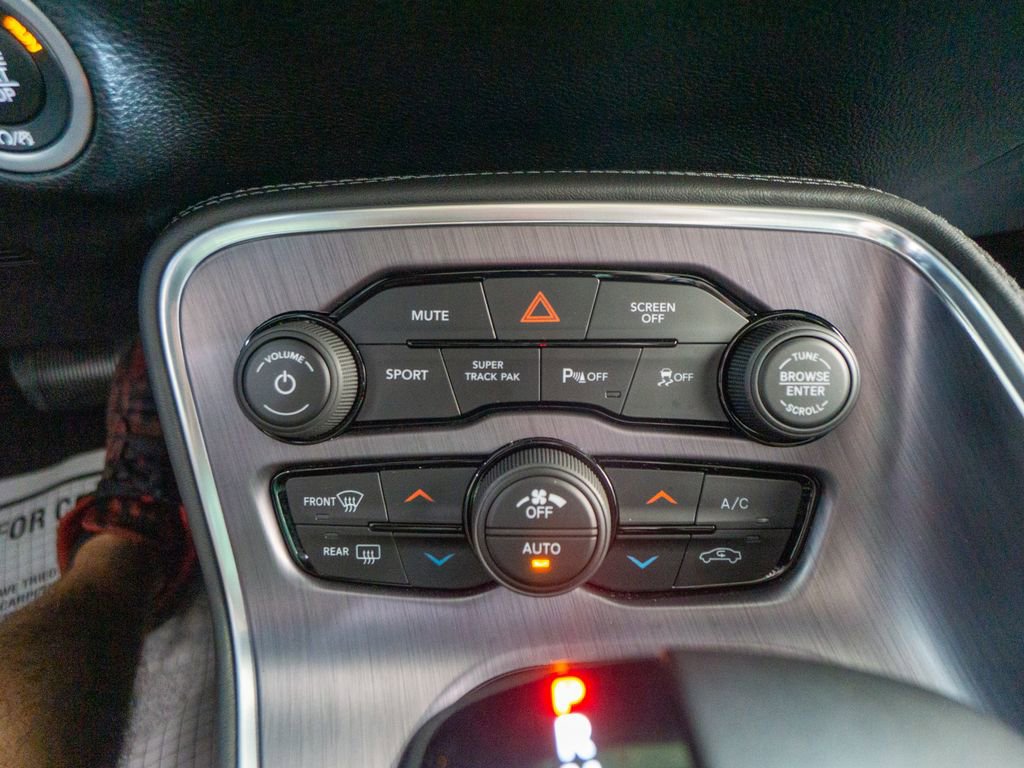 Used 2018 Dodge Challenger R/T Scat Pack image 24