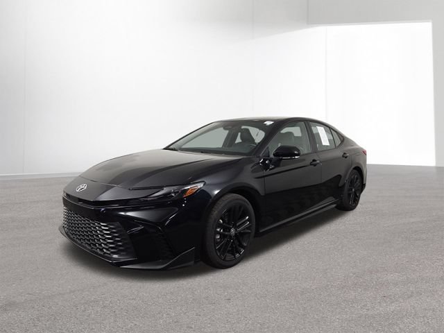 Used 2025 Toyota Camry SE FWD image 2