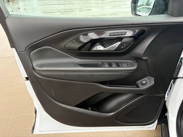 Certified 2024 GMC Terrain AT4 AWD/4WD image 17
