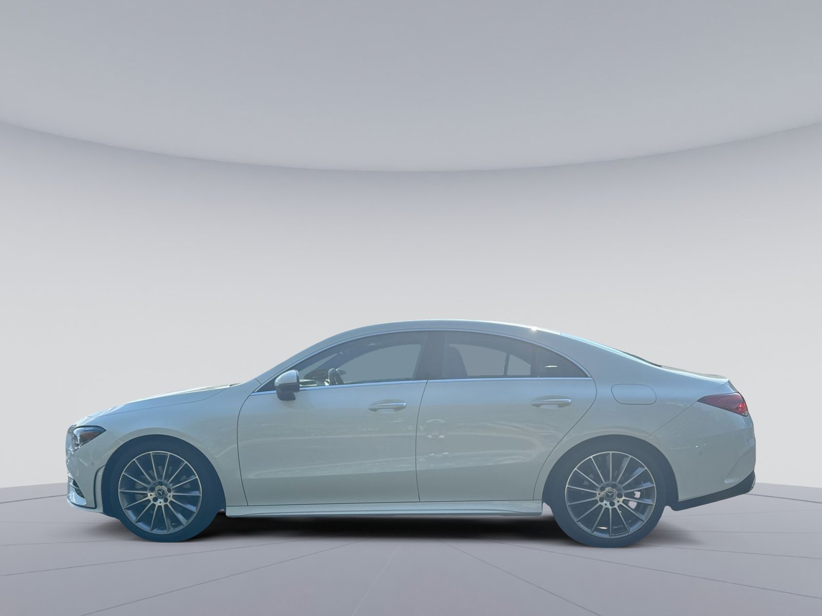 Used 2023 Mercedes-Benz CLA 250 image 8