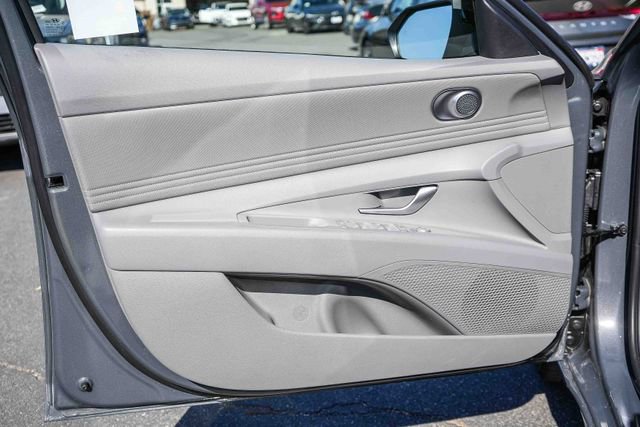 Certified 2025 Hyundai Elantra Sport w/ Cargo Package image 22