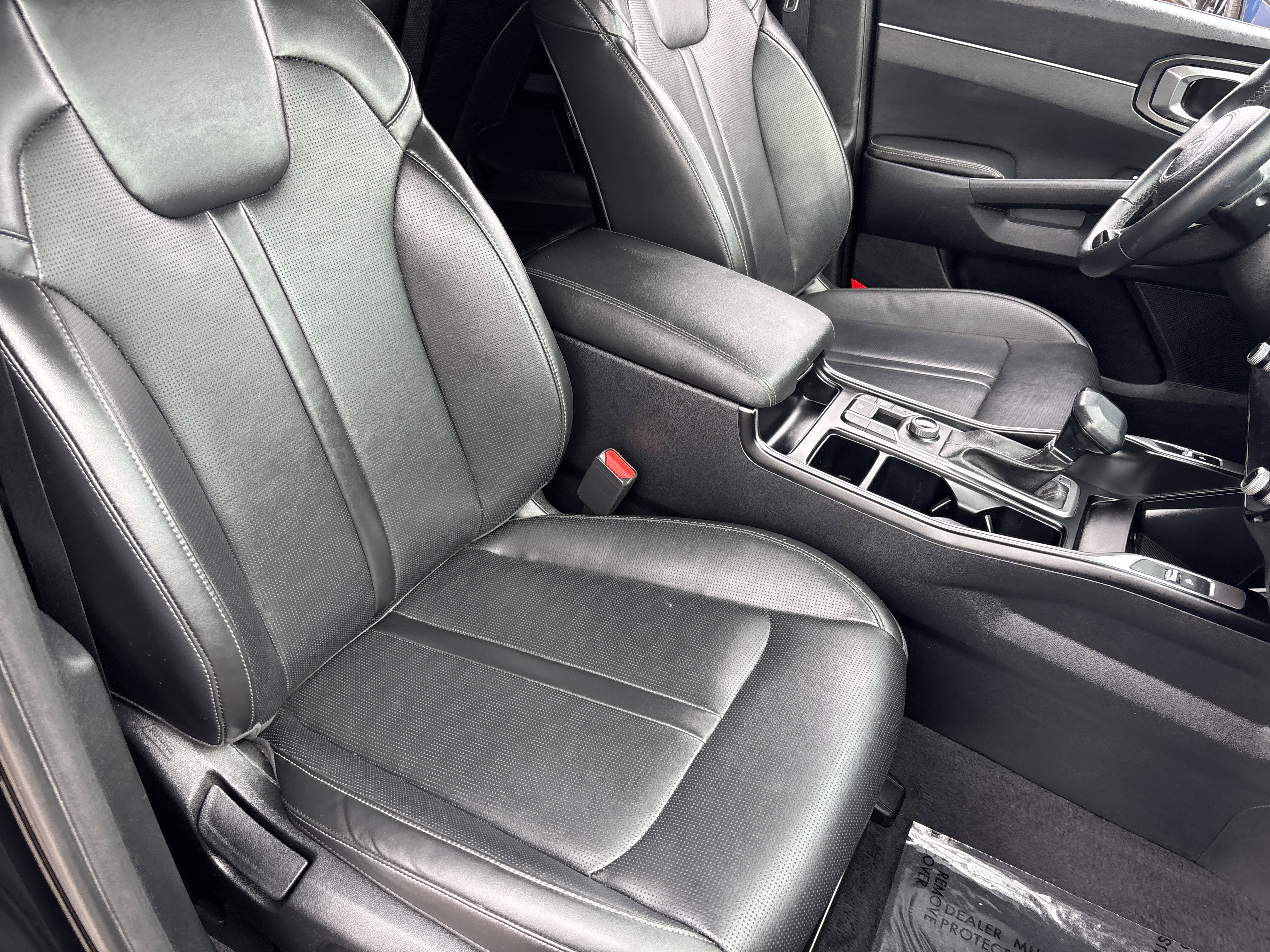 Certified 2024 Kia Sorento S AWD/4WD image 9