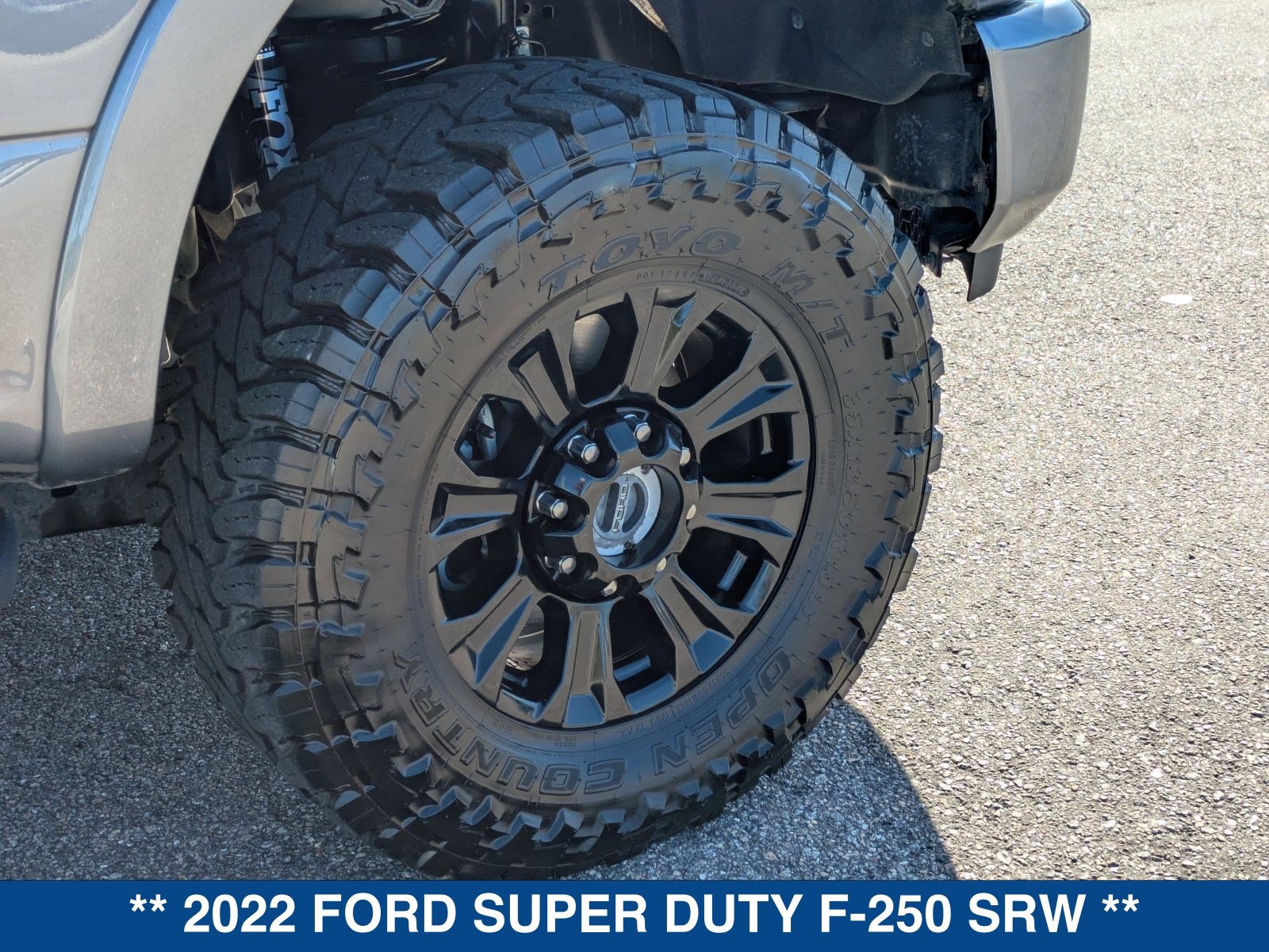 Certified 2022 Ford F250 Lariat w/ Tremor Off-Road Package AWD/4WD image 13