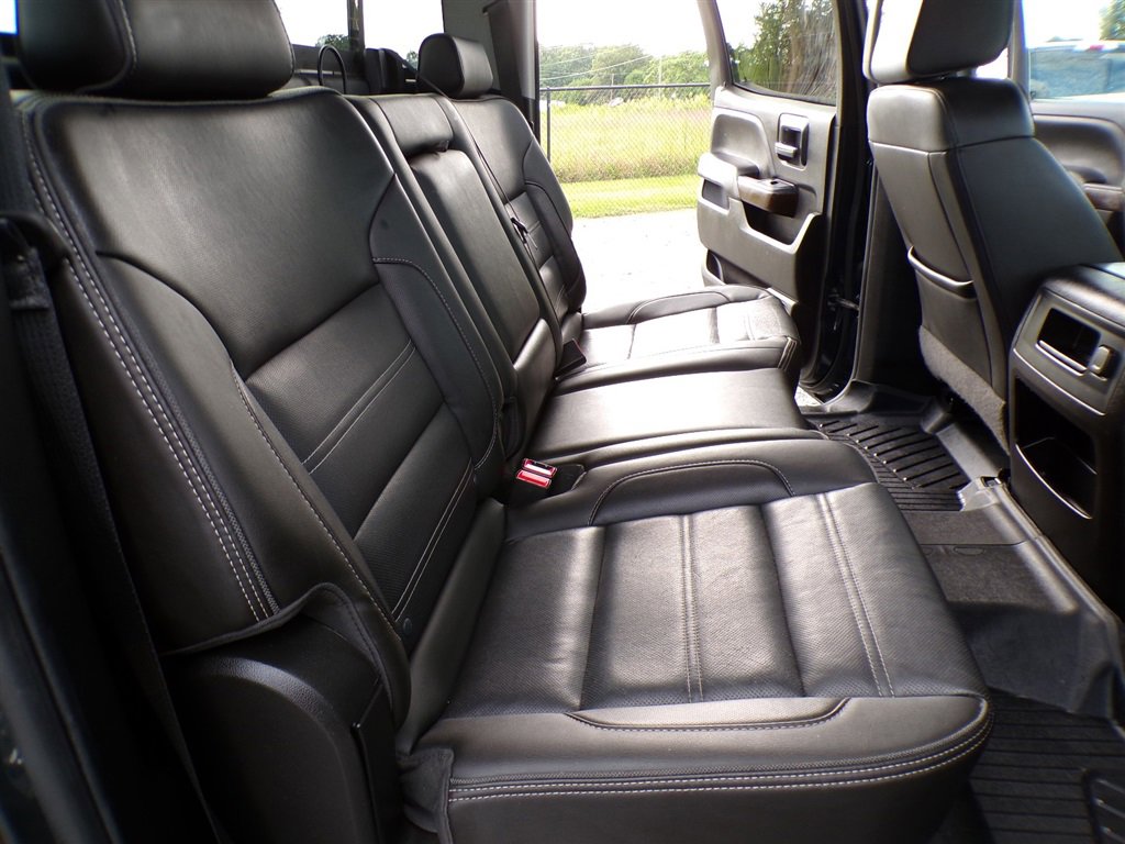Used 2019 GMC Sierra 3500 Denali w/ Duramax Plus Package image 6