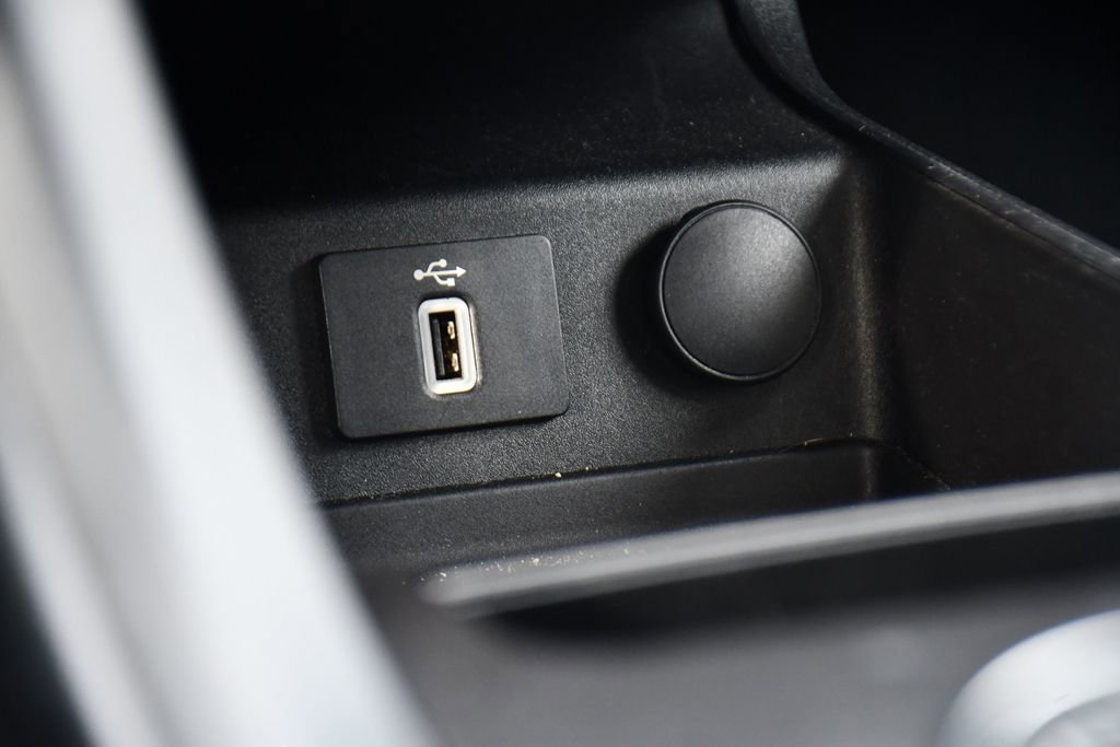 Used 2018 Ford Fusion Titanium FWD image 20