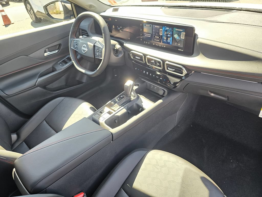 New 2026 Nissan Sentra SR w/ SR Premium Package FWD image 29