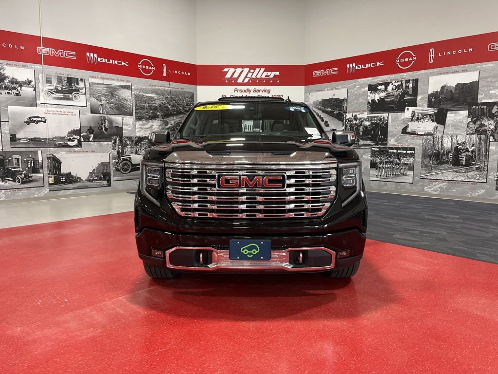 Used 2022 GMC Sierra 1500 Denali w/ Denali Reserve Package image 8