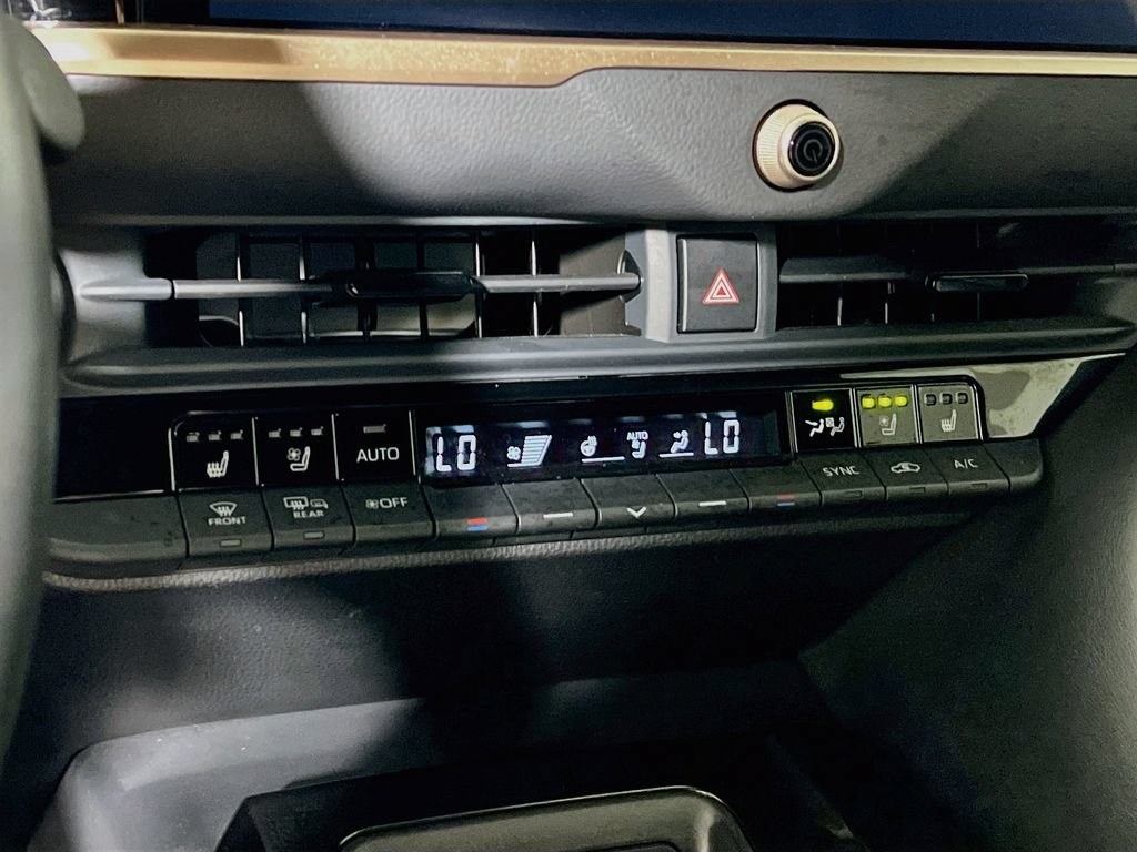Certified 2024 Toyota Crown Platinum AWD/4WD image 14