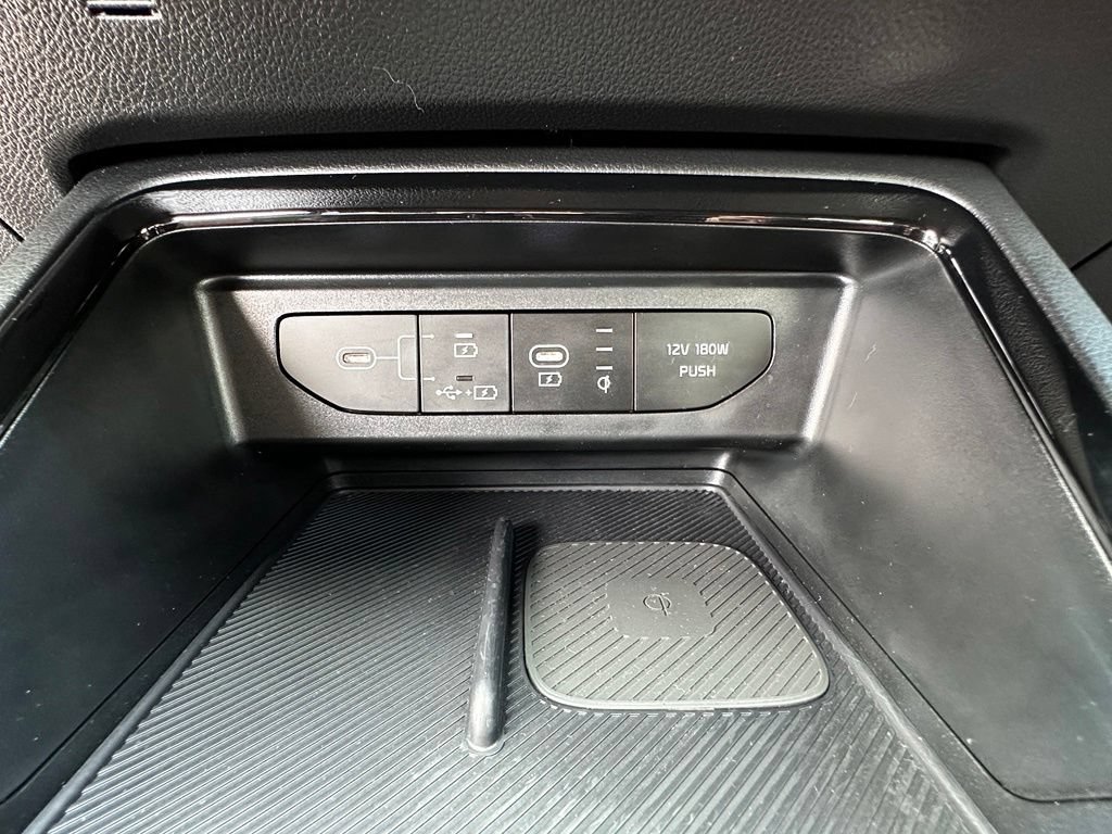 Used 2025 Kia K5 GT-Line w/ GT-Line Premium Package AWD/4WD image 34