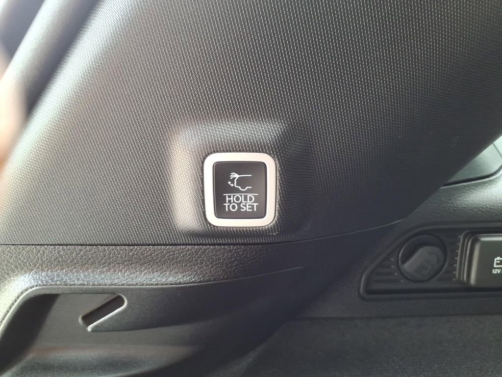 Used 2023 Jeep Grand Cherokee Trailhawk AWD/4WD image 23