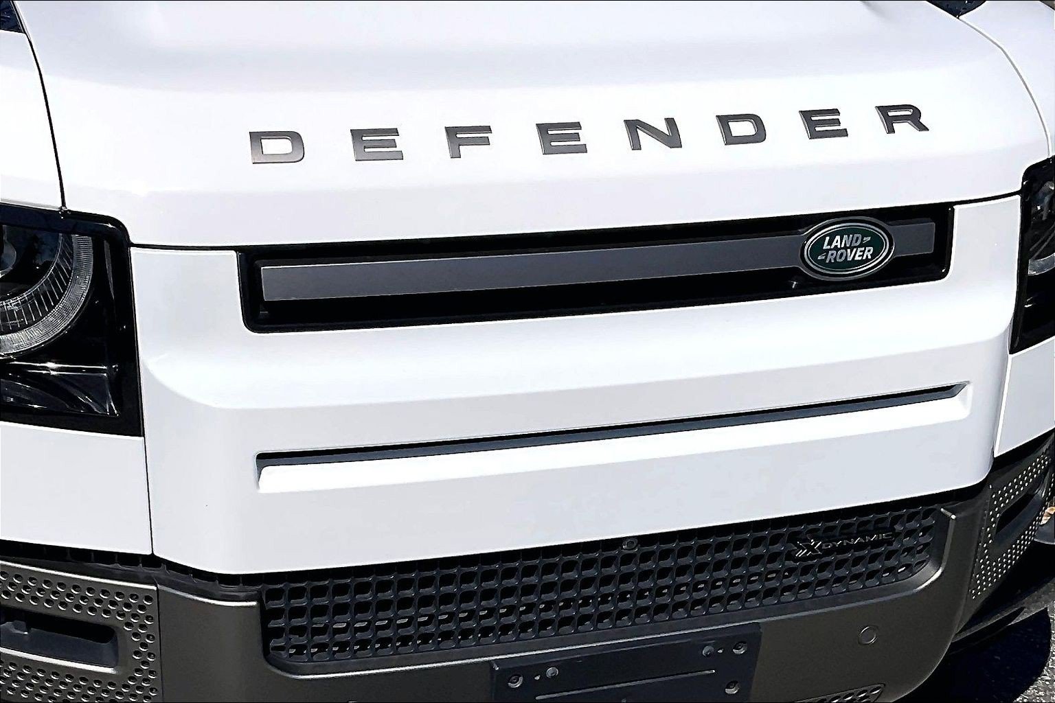 Used 2022 Land Rover Defender 110 X-Dynamic HSE AWD/4WD image 30
