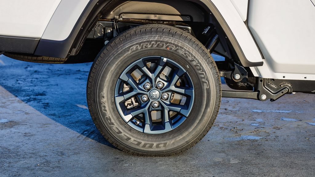 New 2026 Jeep Gladiator Sport AWD/4WD image 12