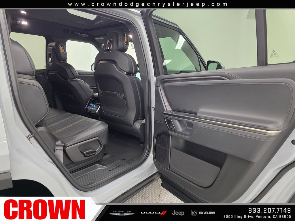 Used 2024 Rivian R1S Adventure AWD/4WD image 21