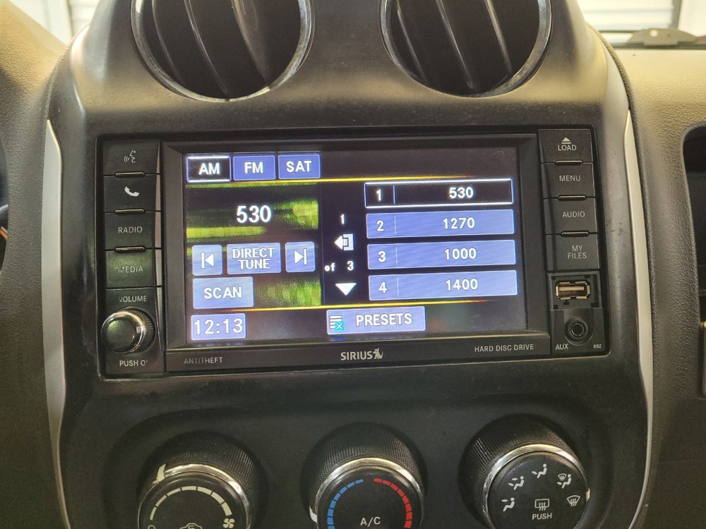 Used 2016 Jeep Compass High Altitude image 25