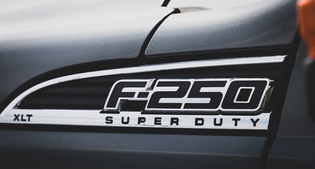 Used 2015 Ford F250 XLT w/ XLT Value Package image 4