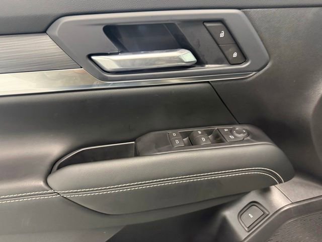 New 2026 GMC Terrain Elevation w/ Elevation Premium Package FWD image 12