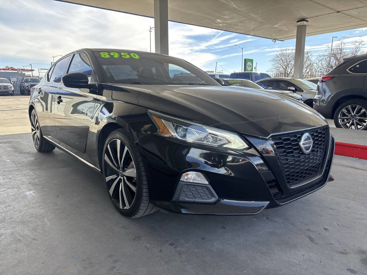 Used 2019 Nissan Altima 2.5 SR image 2