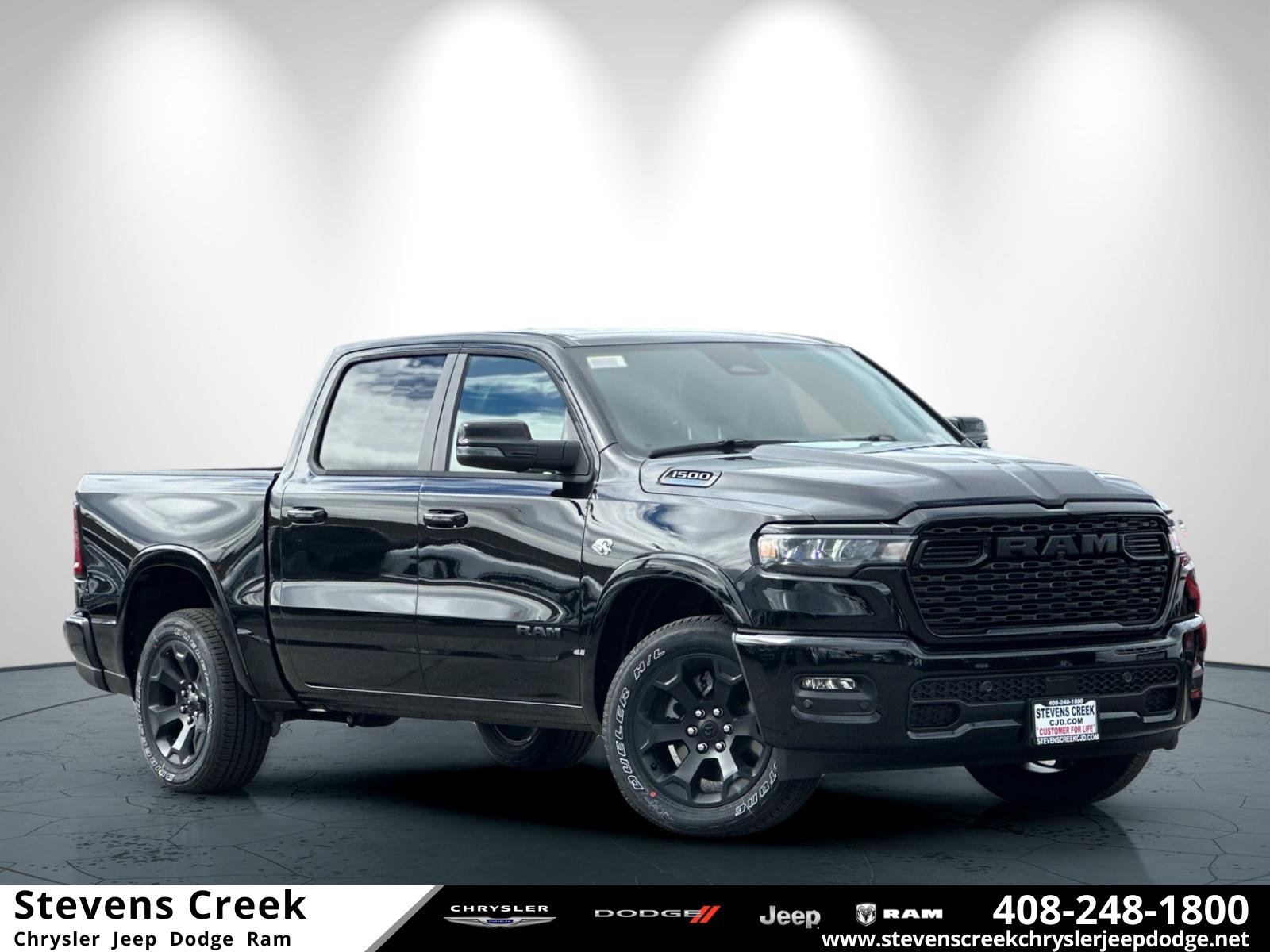 New 2026 RAM 1500 4x4 Crew Cab image 1