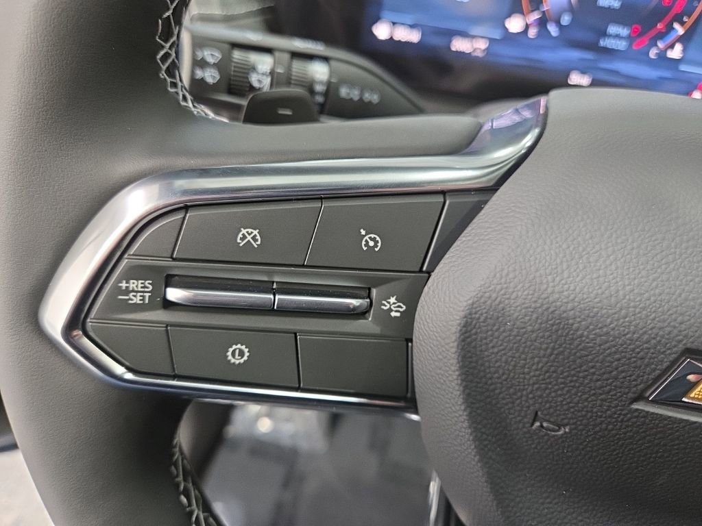 New 2026 Chevrolet Traverse LT image 14