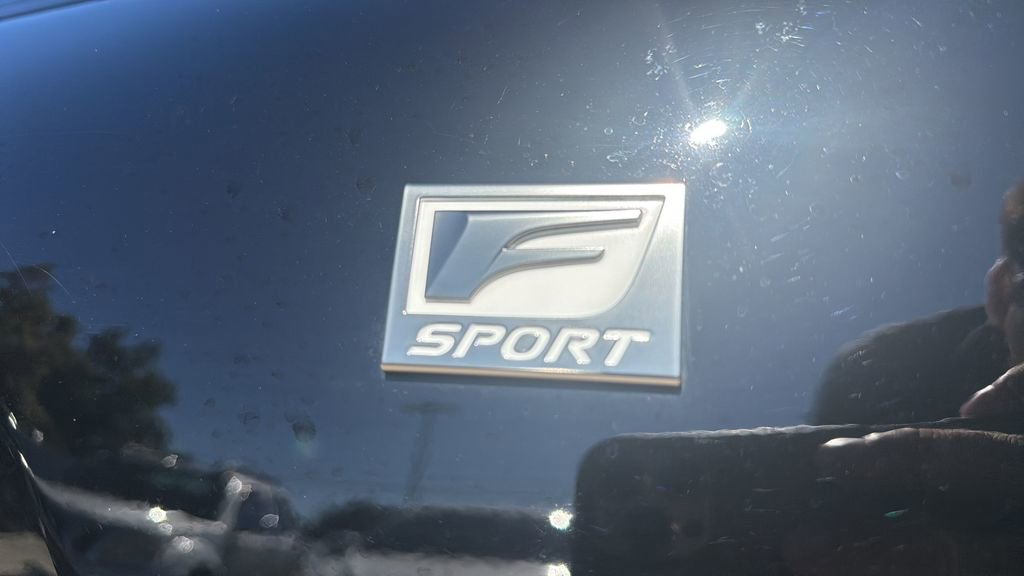 Used 2022 Lexus LX 600 F Sport image 18