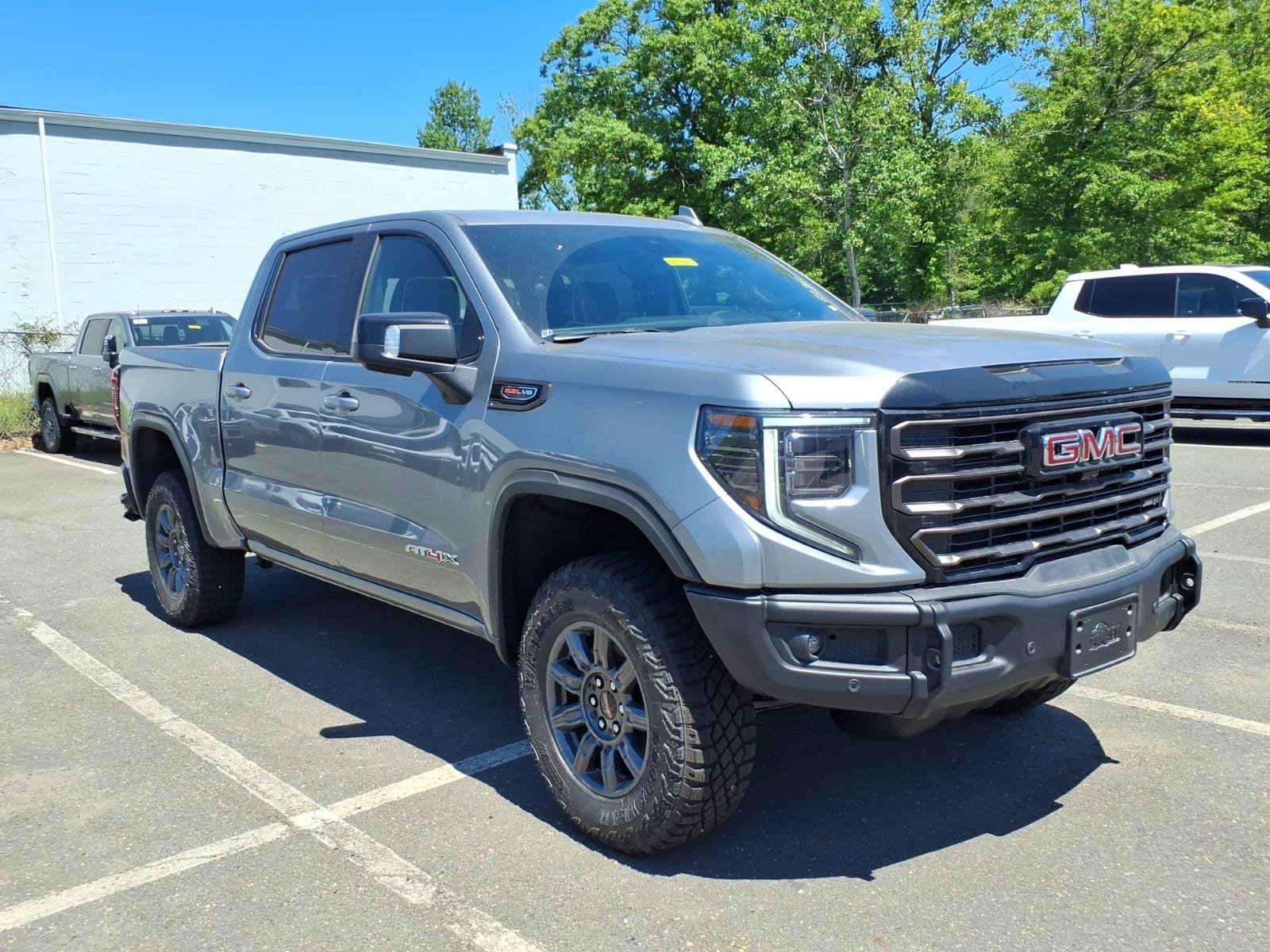 New 2026 GMC Sierra 1500 AT4X w/ LPO, Black Badging Package