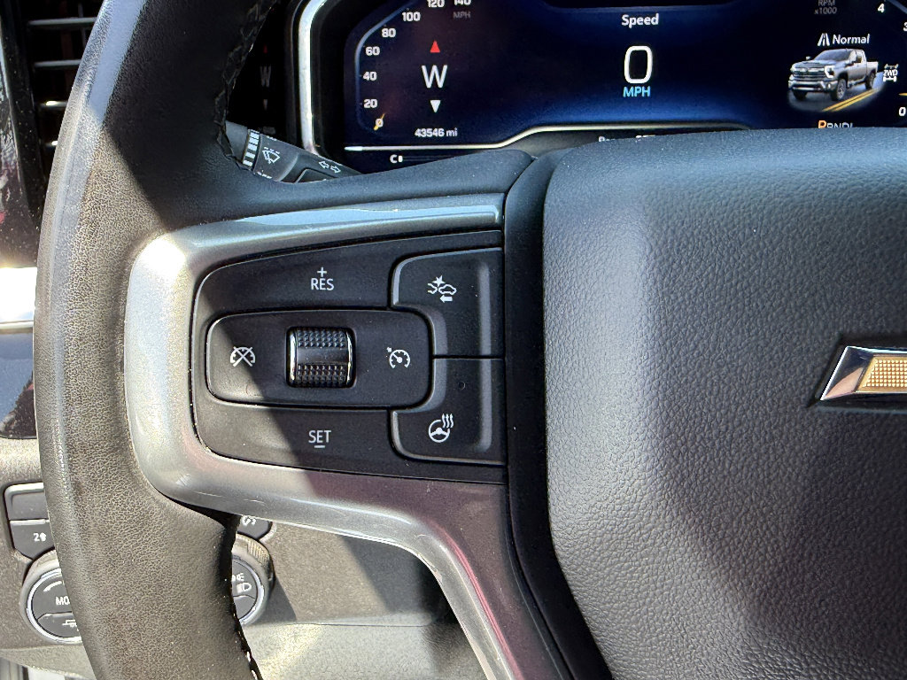 Used 2025 Chevrolet Silverado 2500 LT AWD/4WD image 14