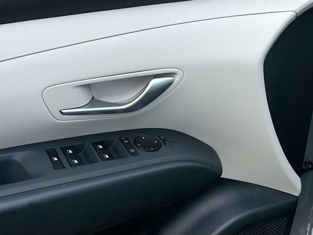 New 2026 Hyundai Tucson SE FWD image 17