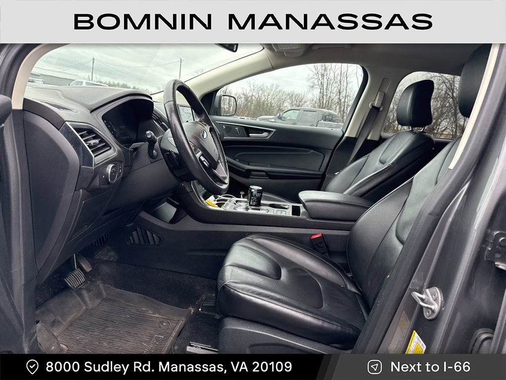 Used 2022 Ford Edge Titanium w/ Class II Trailer Tow Package image 5