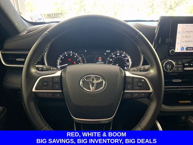 Used 2023 Toyota Highlander XSE AWD/4WD image 27
