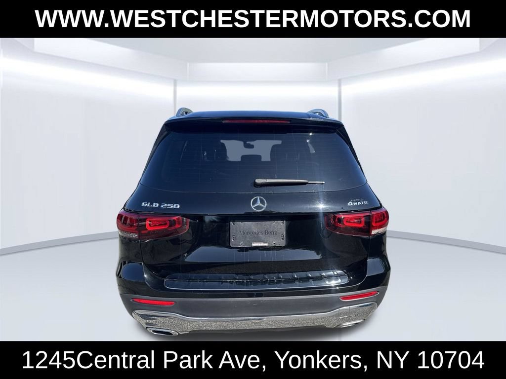 Used 2021 Mercedes-Benz GLB 250 4MATIC w/ Premium Package image 5
